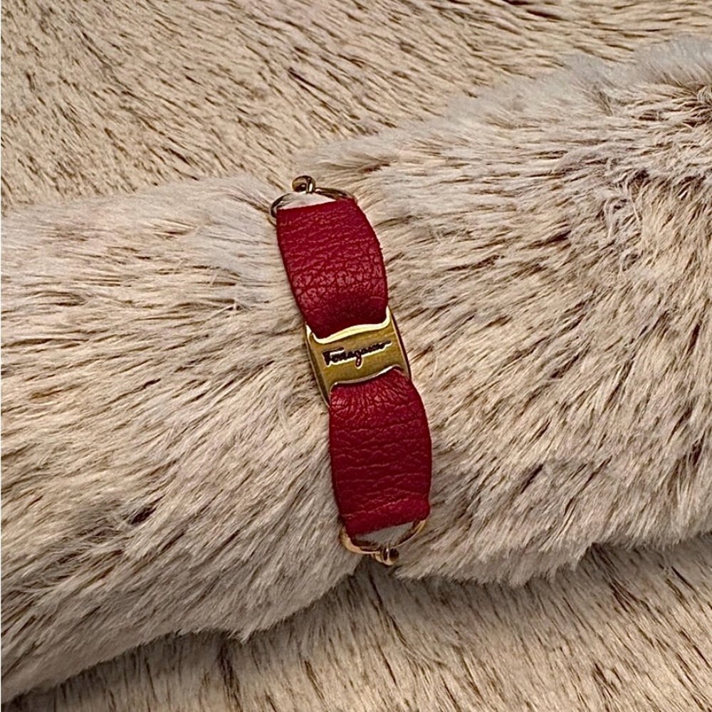 Salvatore Ferragamo Vera Bracelet